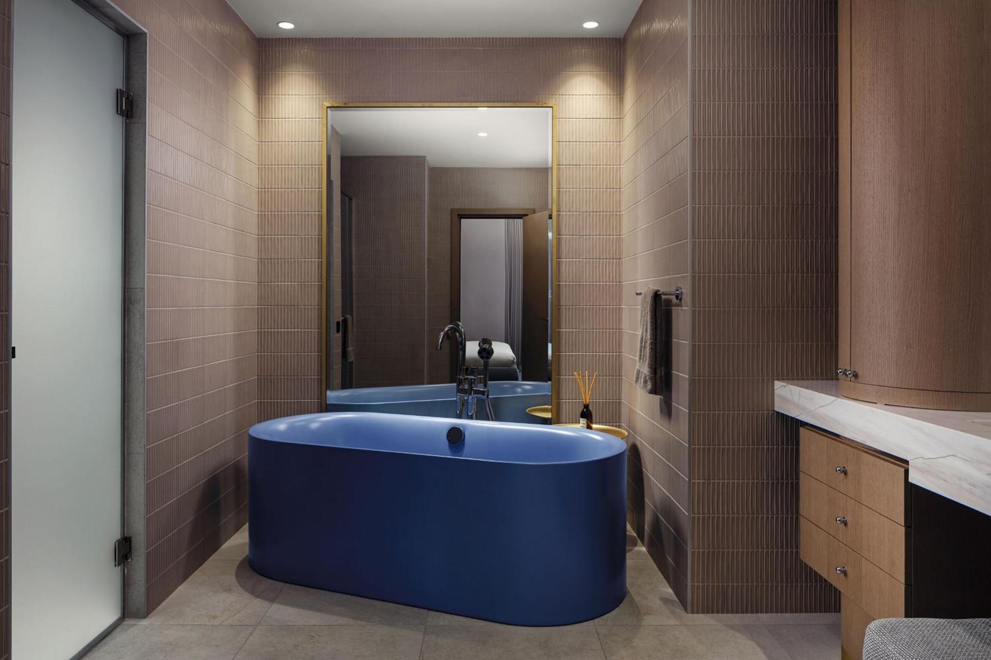 Courtyard By Marriott 4* Yerevan